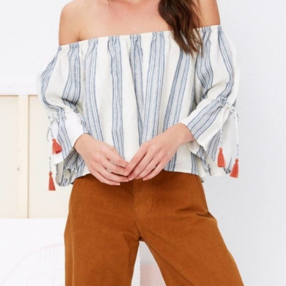 Off the shoulder alexa crop top by Tularosa